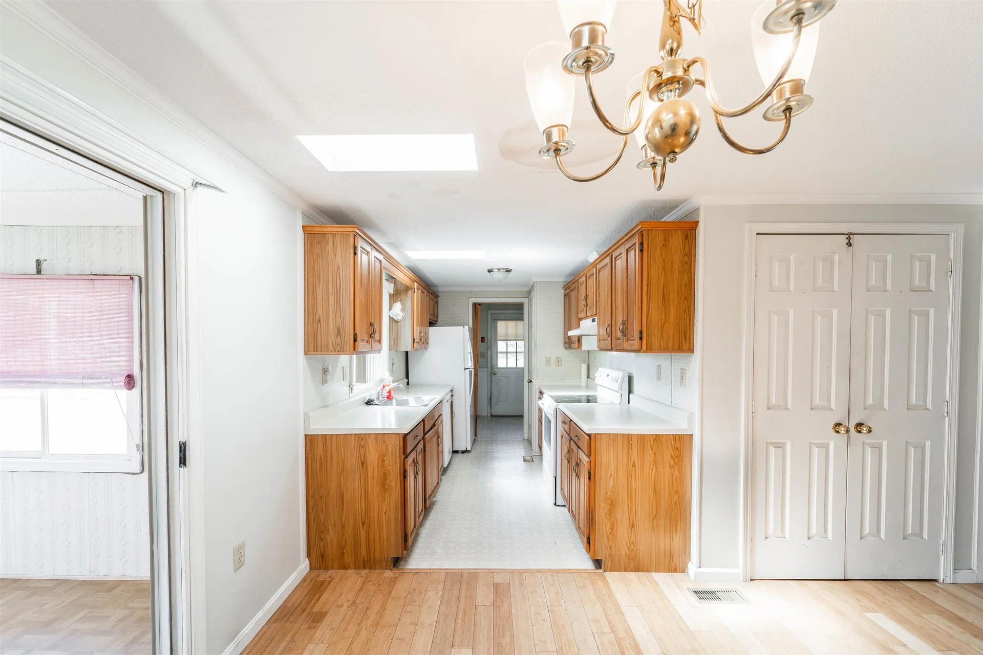 12 Lilac Court Raymond NH 03077
