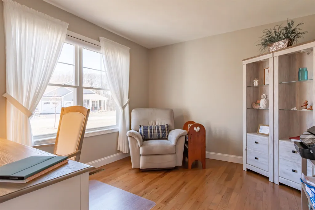 38 Cobbett Lane Hollis NH 03049
