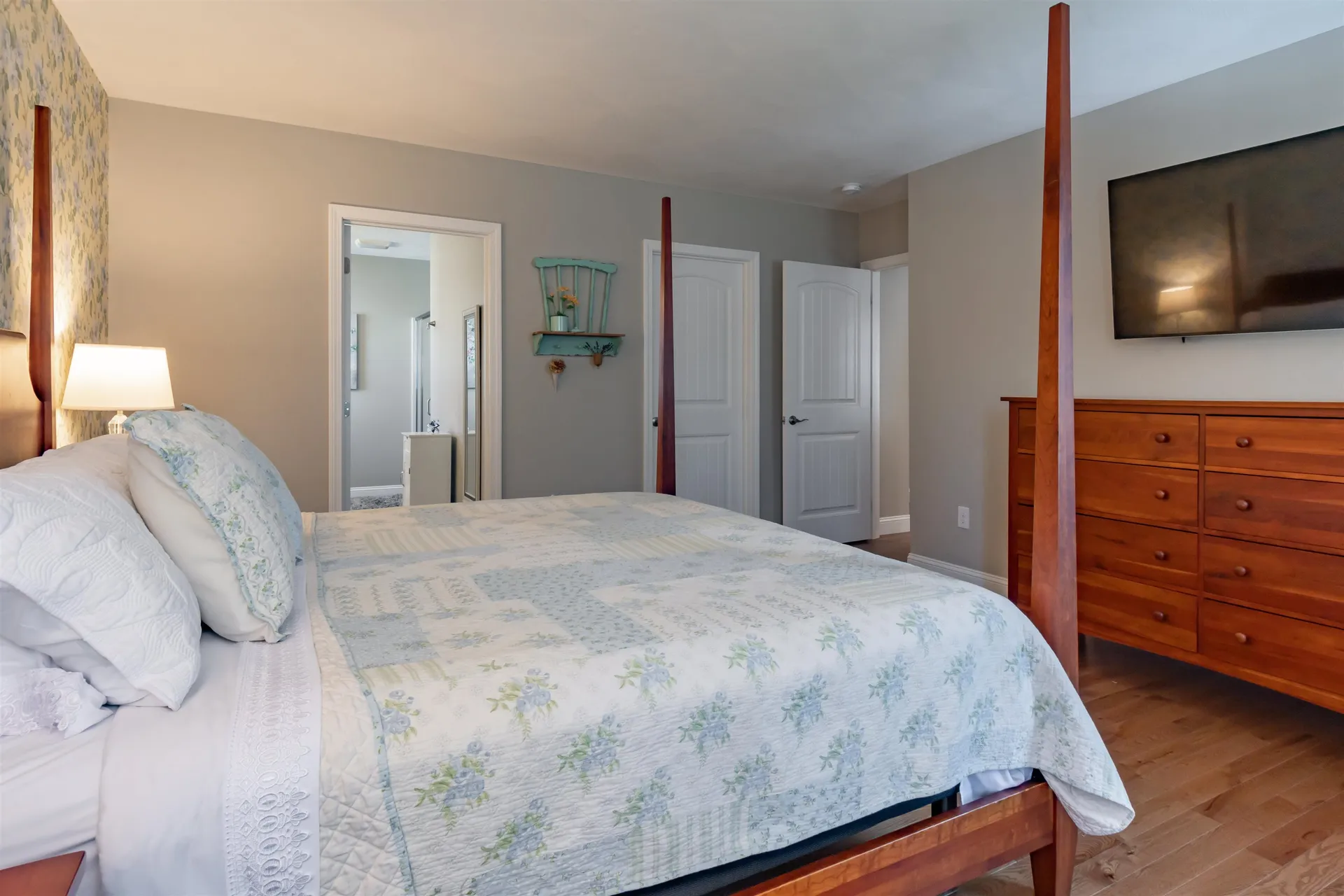 38 Cobbett Lane Hollis NH 03049