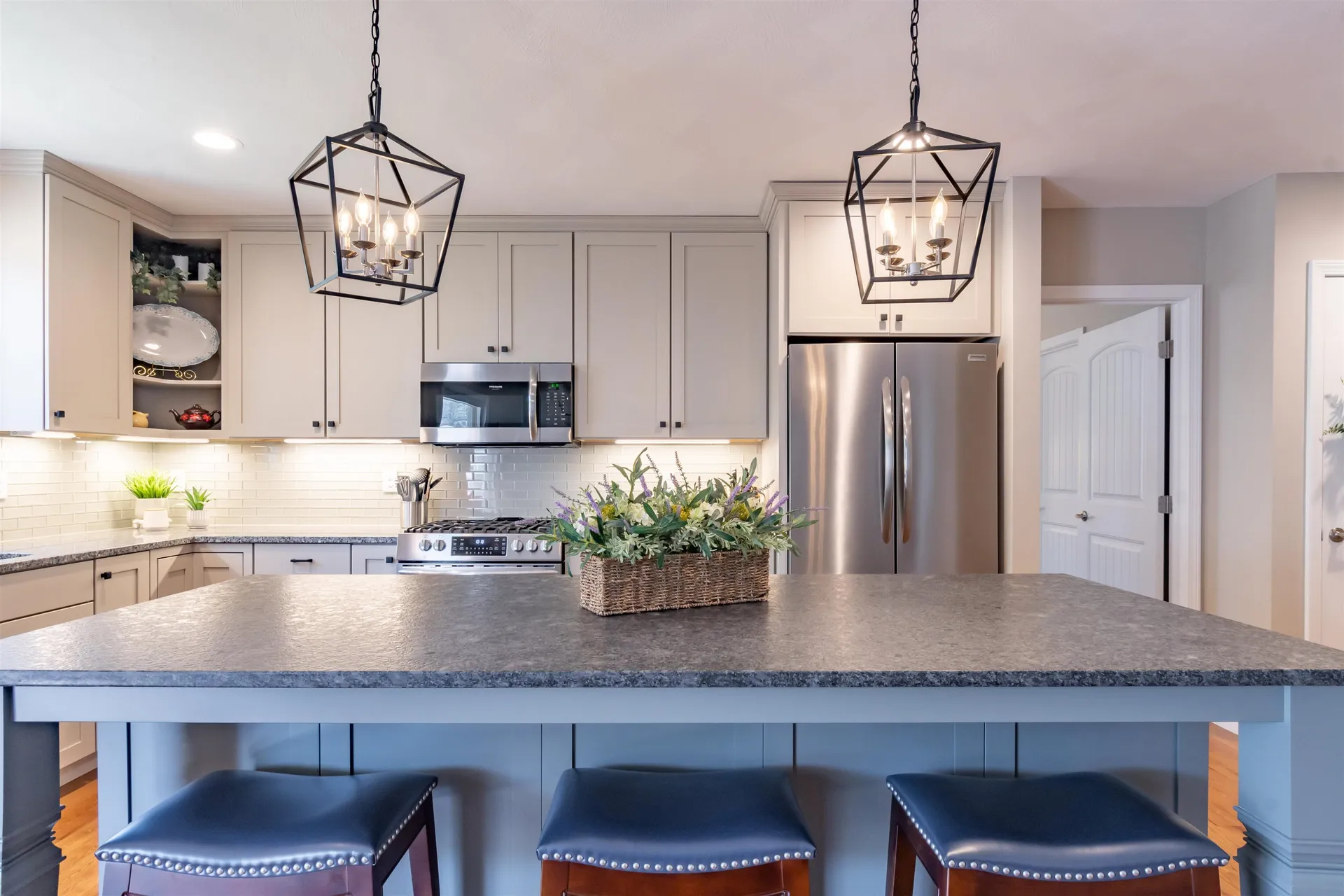 38 Cobbett Lane Hollis NH 03049