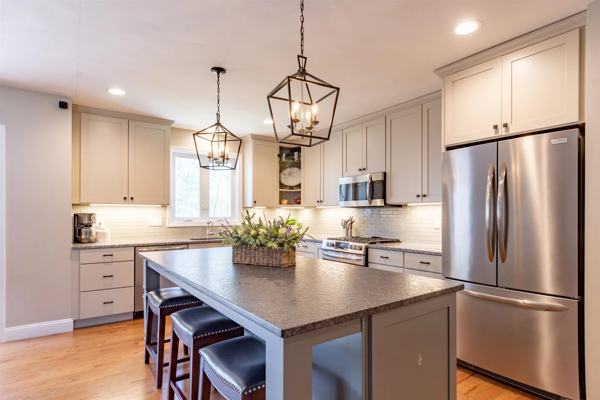 38 Cobbett Lane Hollis NH 03049