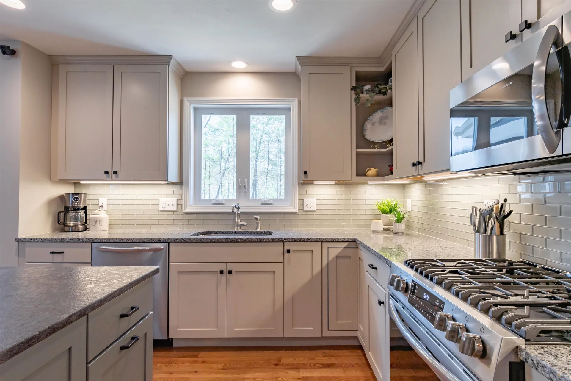38 Cobbett Lane Hollis NH 03049