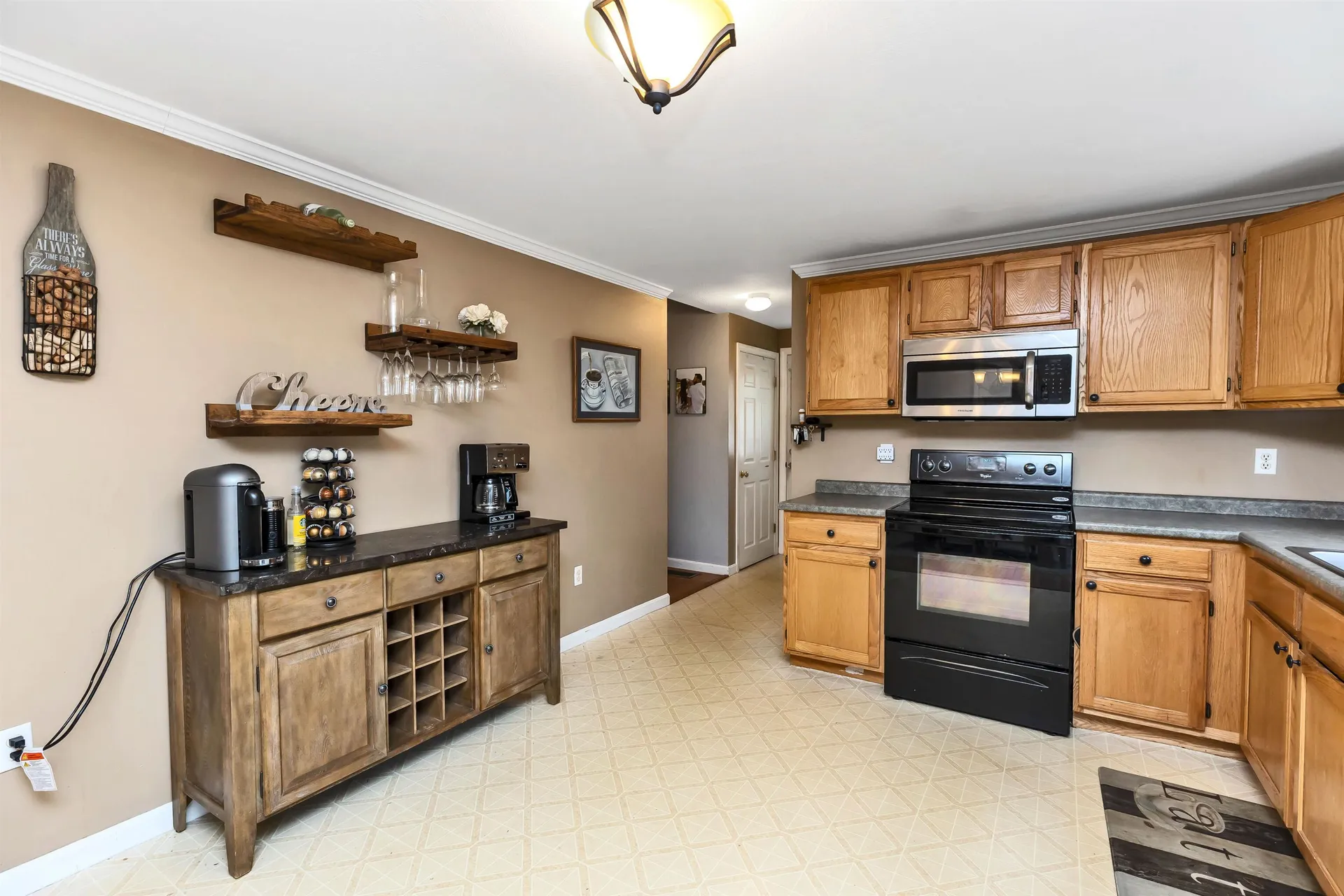 228 Whittington Street Manchester NH 03104
