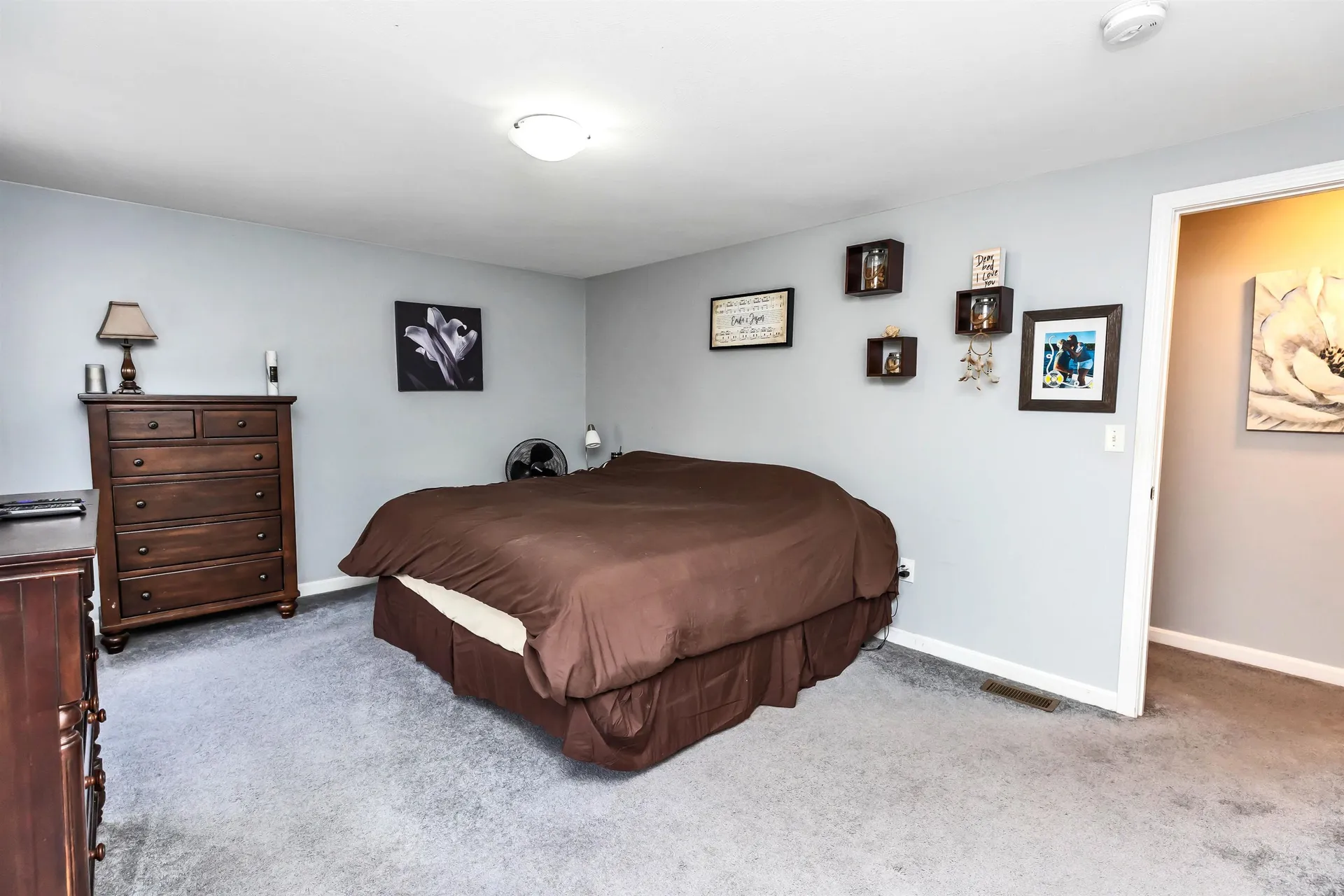 228 Whittington Street Manchester NH 03104