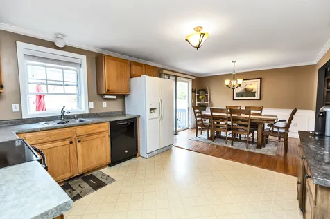 228 Whittington Street Manchester NH 03104