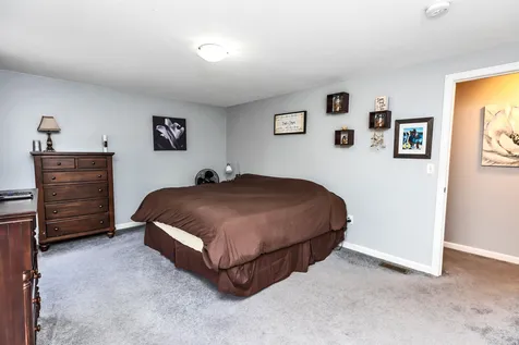 228 Whittington Street Manchester NH 03104
