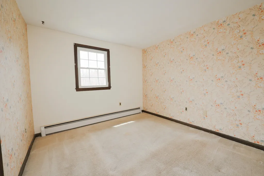 26 Hardy Road Londonderry NH 03053