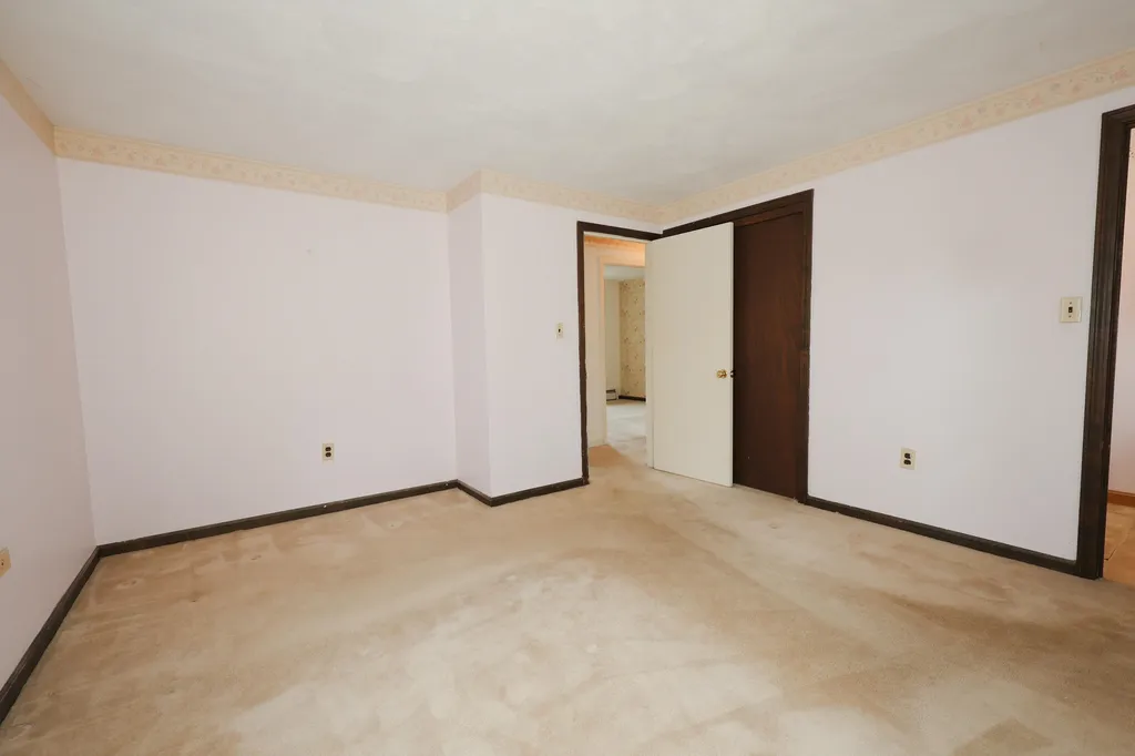 26 Hardy Road Londonderry NH 03053