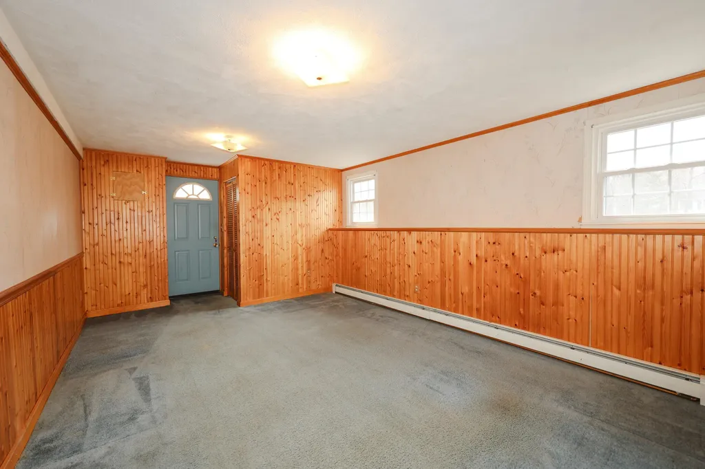 26 Hardy Road Londonderry NH 03053