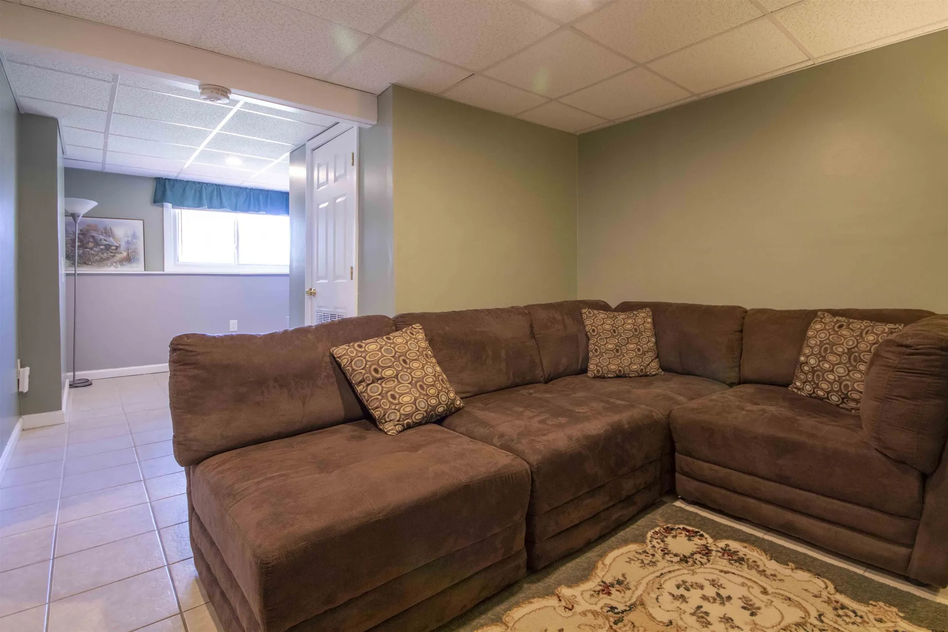 4 Iroquois Circle Londonderry NH 03053