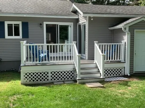 4 Iroquois Circle Londonderry NH 03053