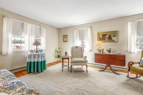 13 Laurel Street Peterborough NH 03458