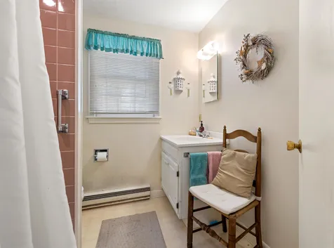 13 Laurel Street Peterborough NH 03458