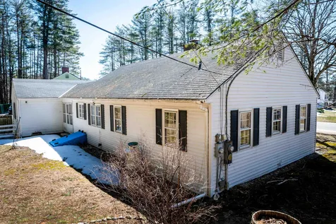 13 Laurel Street Peterborough NH 03458