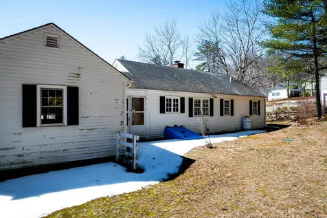 13 Laurel Street Peterborough NH 03458