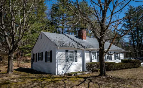 13 Laurel Street Peterborough NH 03458