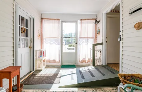 13 Laurel Street Peterborough NH 03458