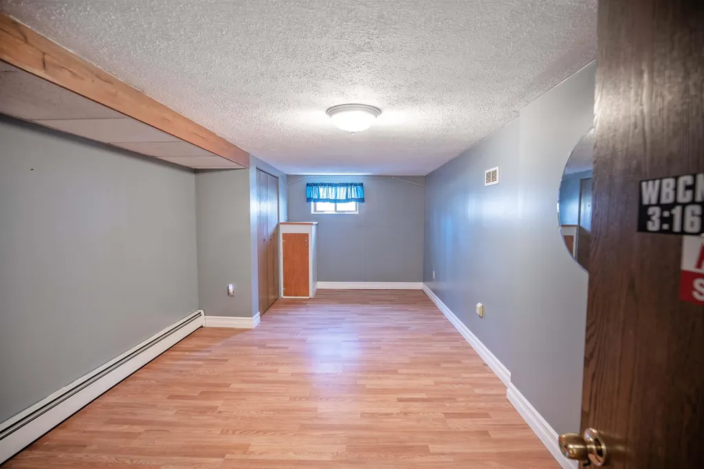 141 Bluff Street Salem NH 03079
