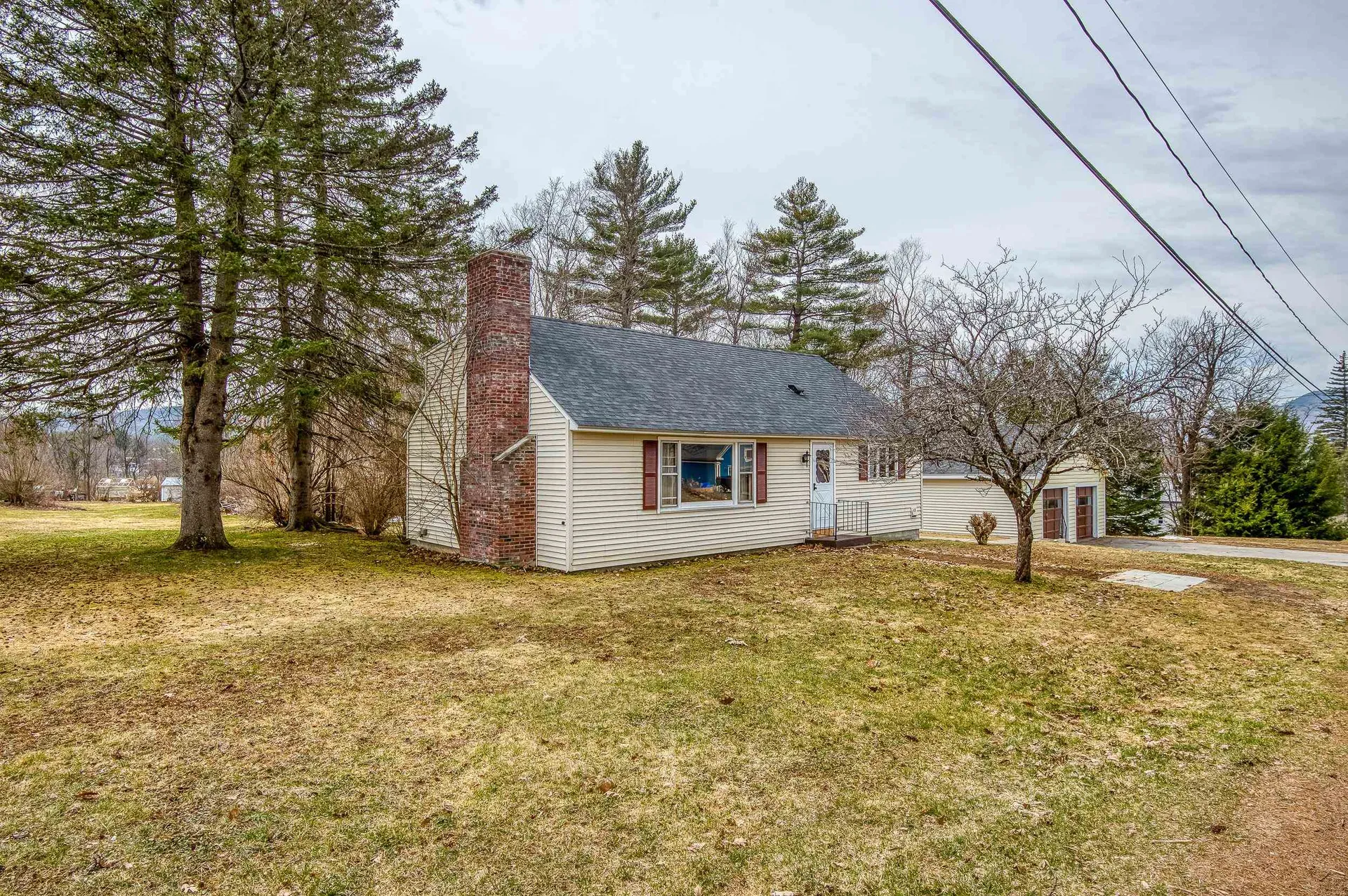 17 Prospect Street Whitefield NH 03598