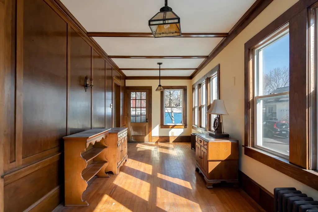 22/24 South Street Rollinsford NH 03869