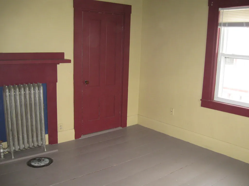 22/24 South Street Rollinsford NH 03869