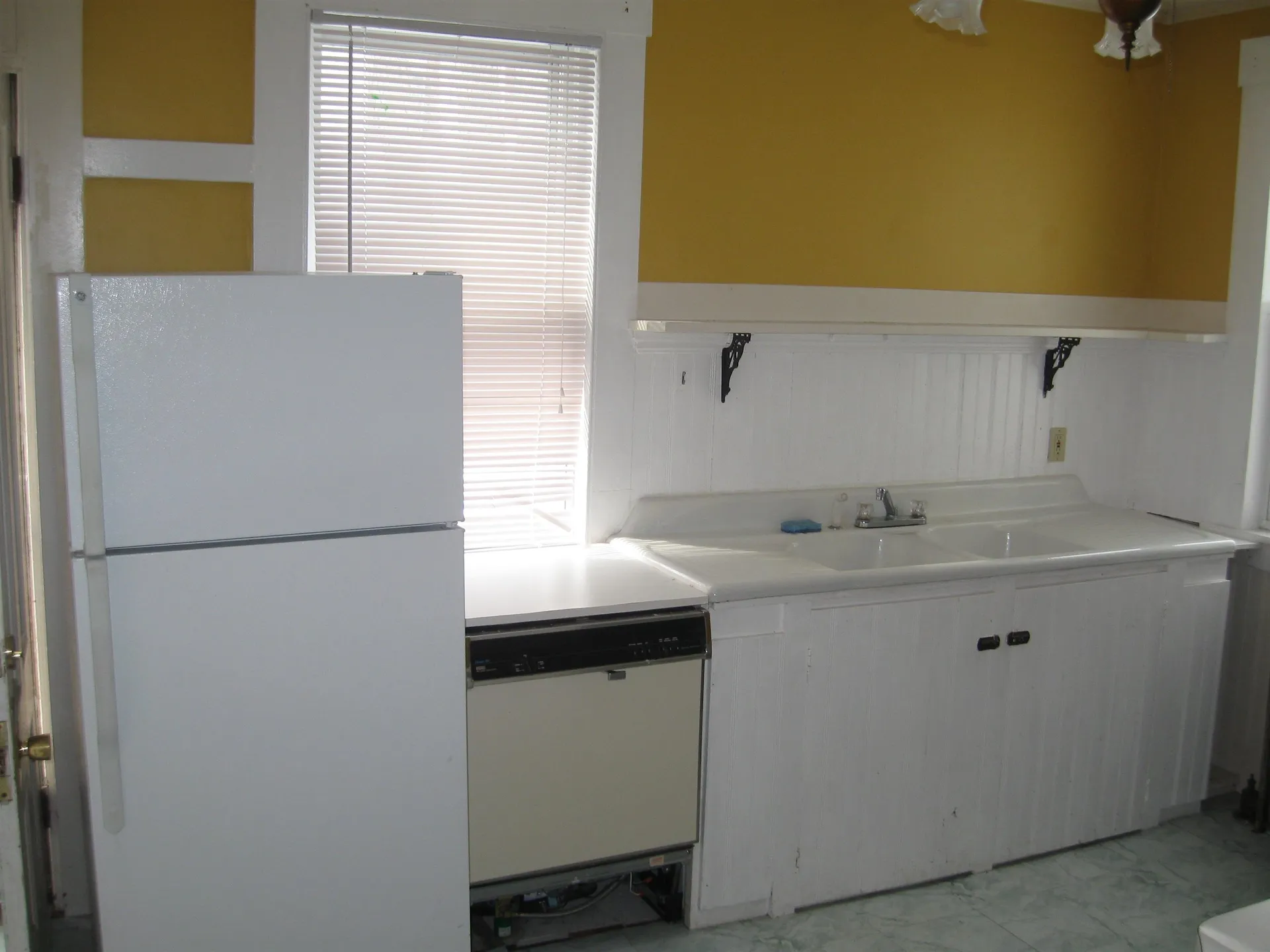 22/24 South Street Rollinsford NH 03869