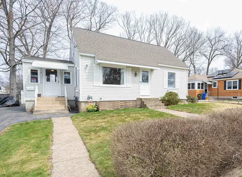 66 Brunelle Avenue Manchester NH 03103