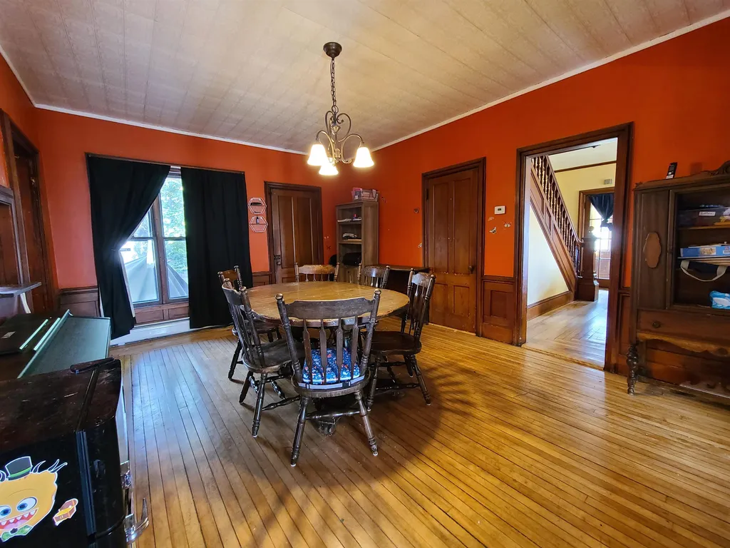 14 Pleasant Street Franklin NH 03235