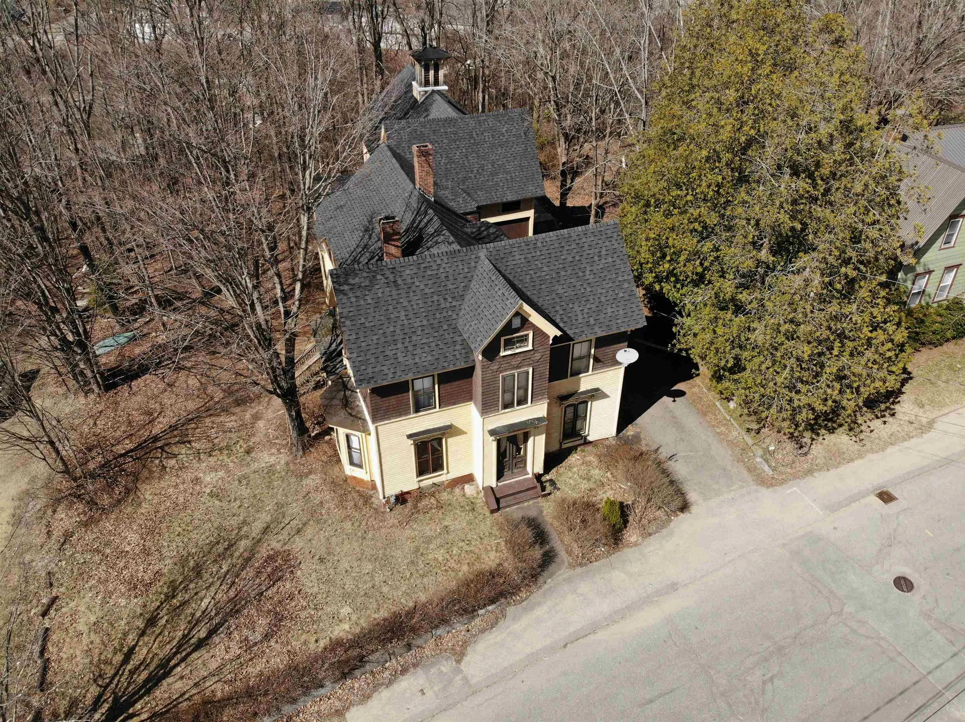 14 Pleasant Street Franklin NH 03235