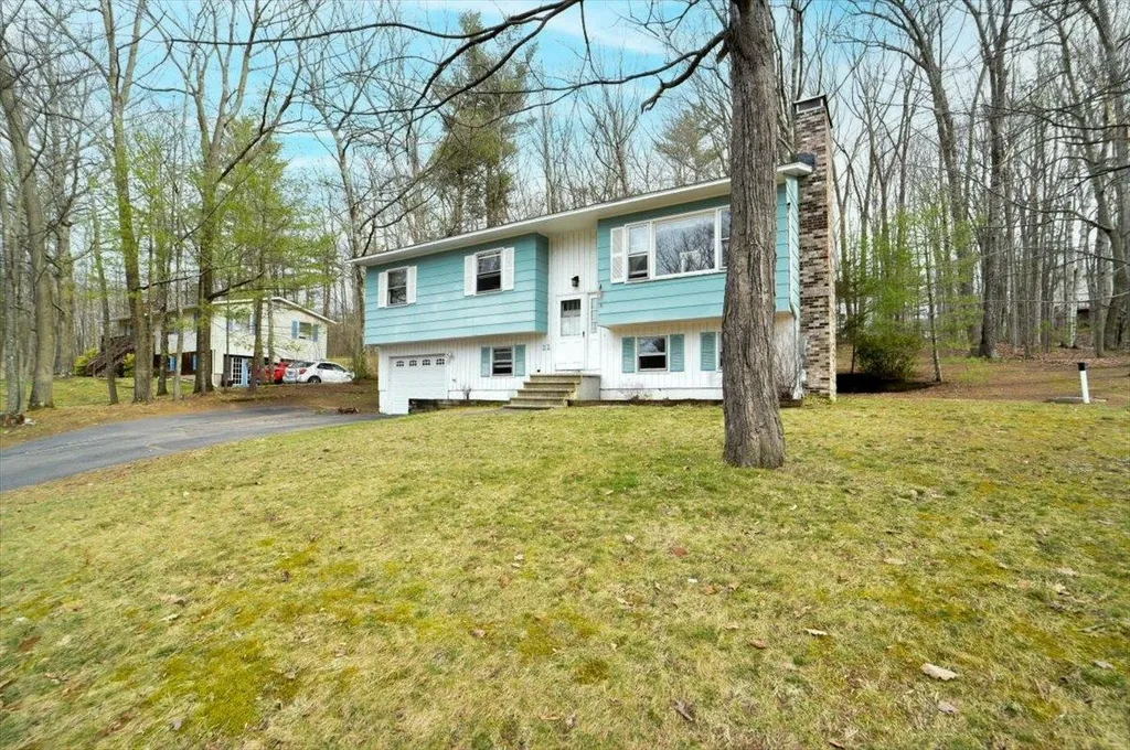 22 Greenbriar Drive Essex VT 05452