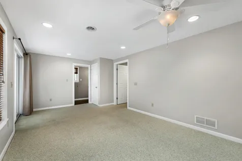 6 Cumberland Road Gilford NH 03249