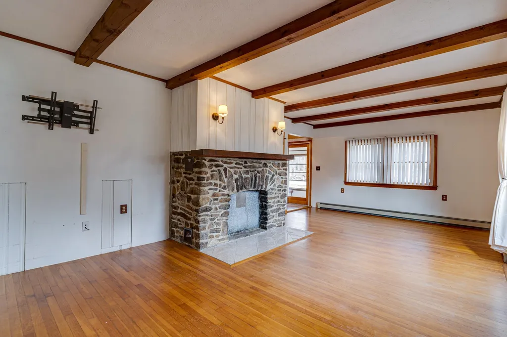 321 Dudley Road Alton NH 03809