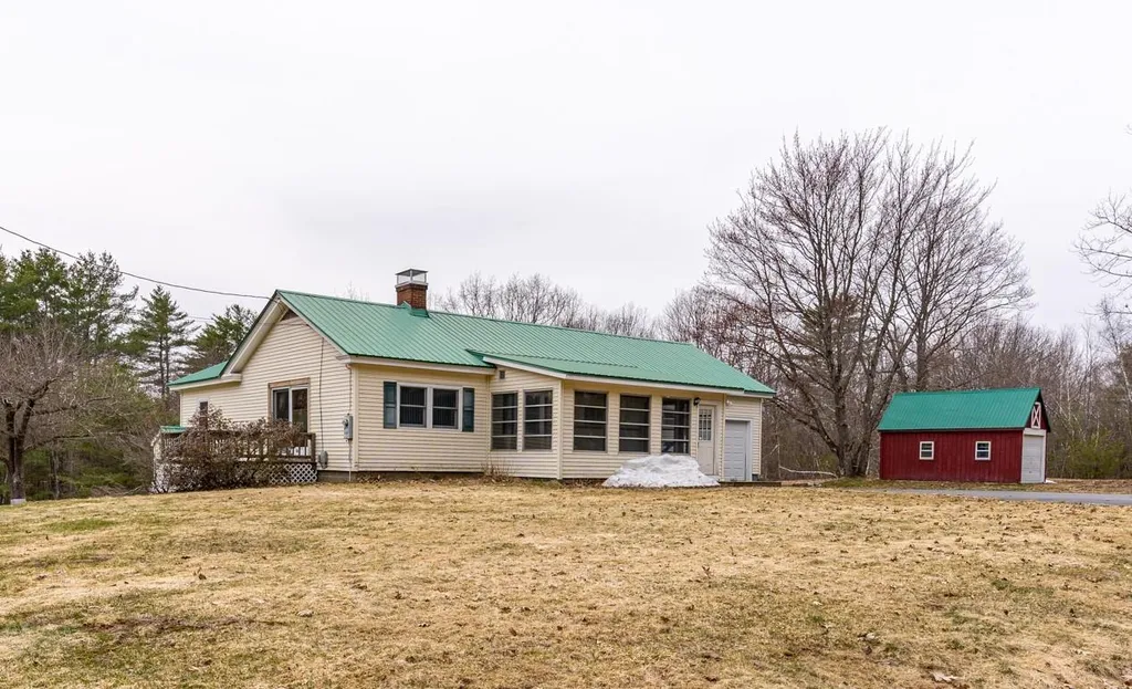 321 Dudley Road Alton NH 03809