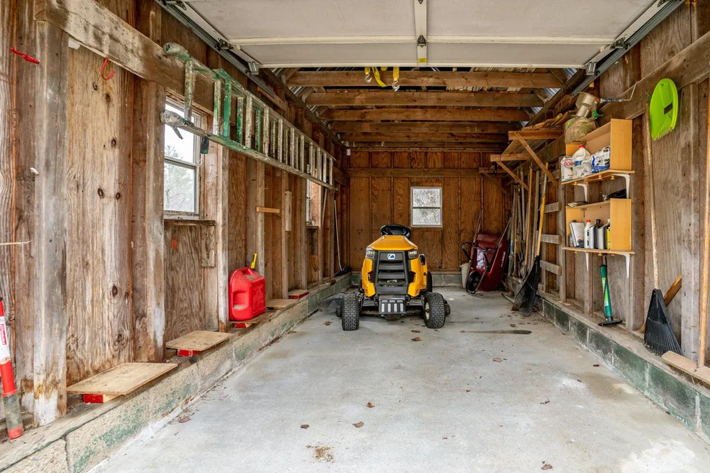 321 Dudley Road Alton NH 03809