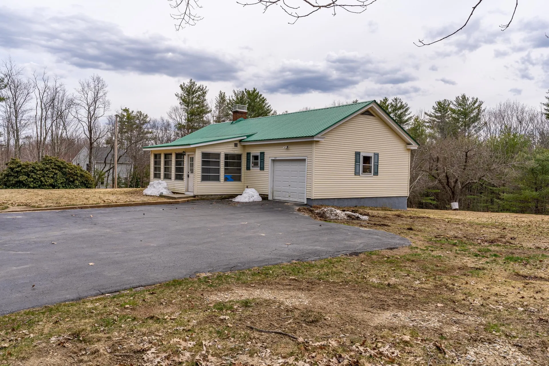 321 Dudley Road Alton NH 03809