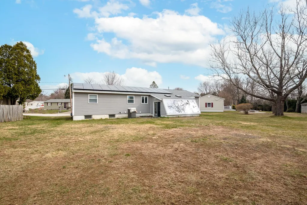 74 Suzanne Drive Portsmouth NH 03801