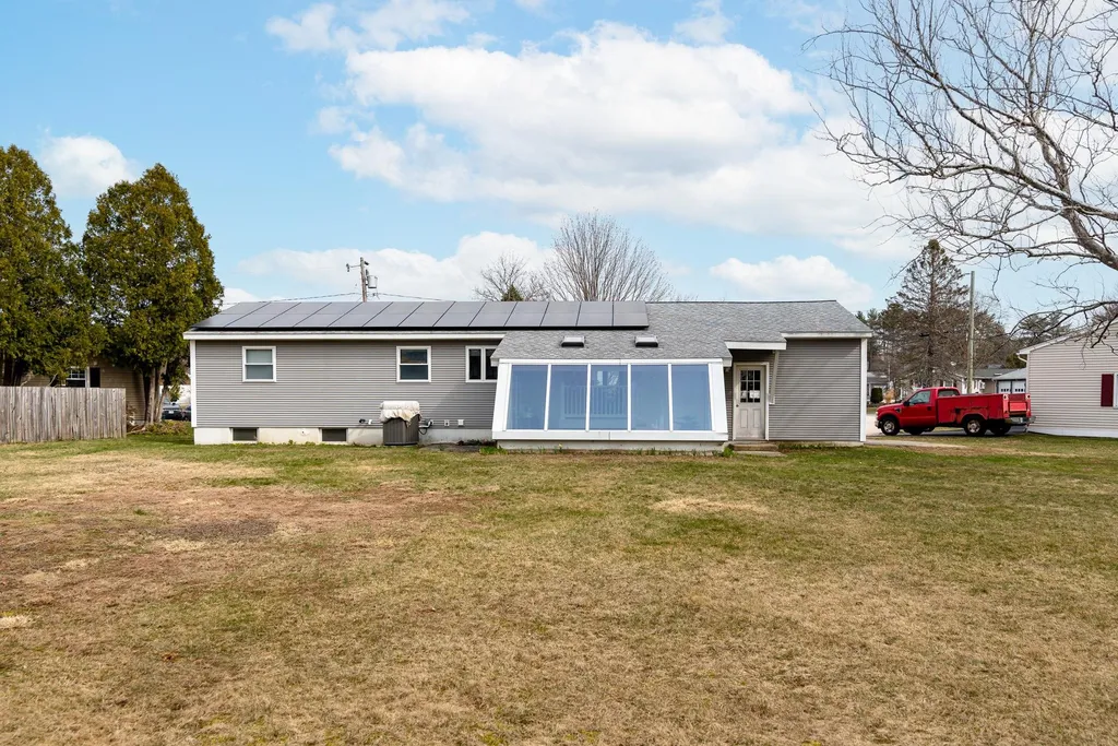 74 Suzanne Drive Portsmouth NH 03801