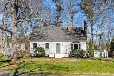 8 Linden Lane Hampton NH 03842