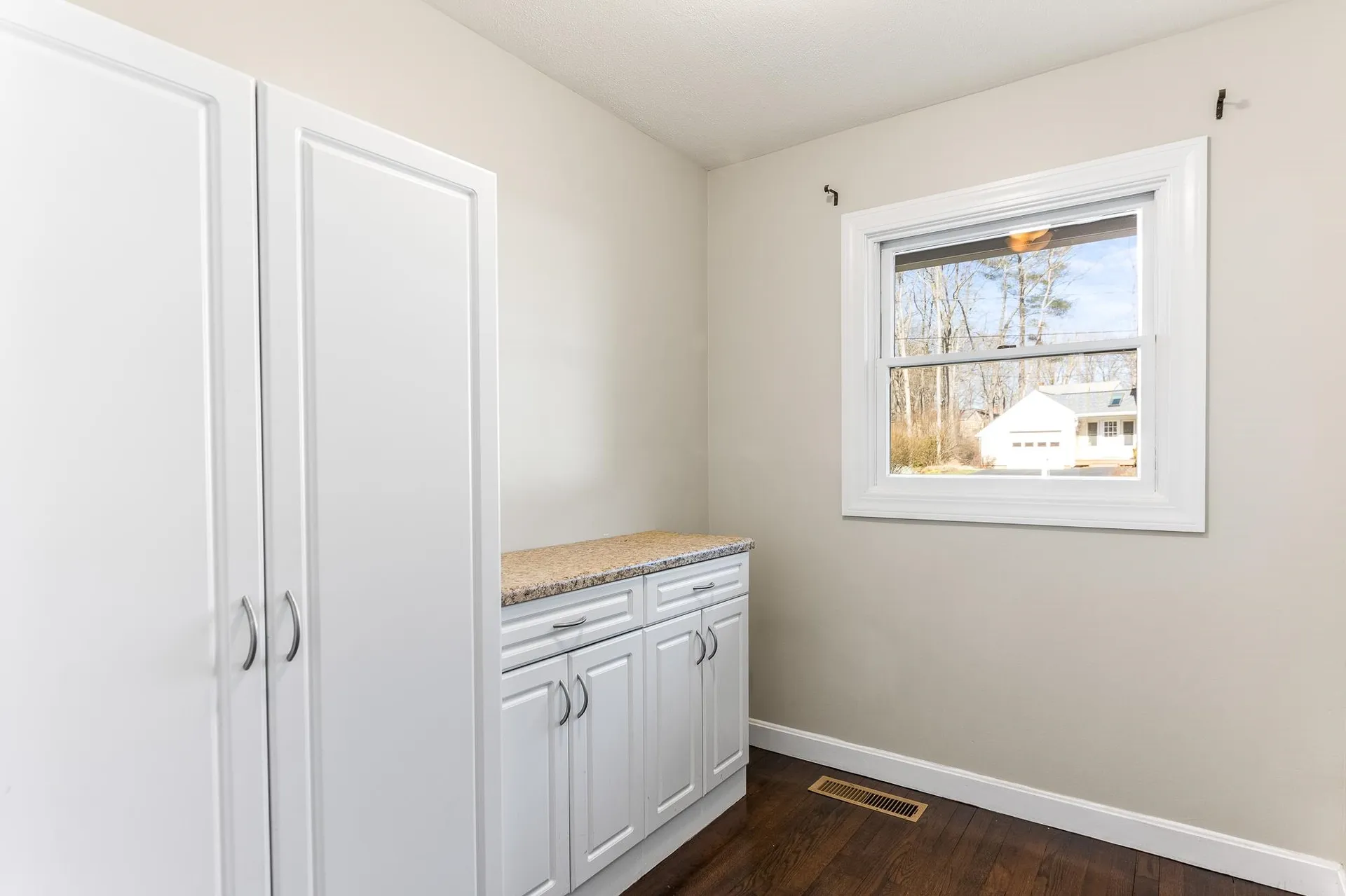 38 Taft Road Portsmouth NH 03801
