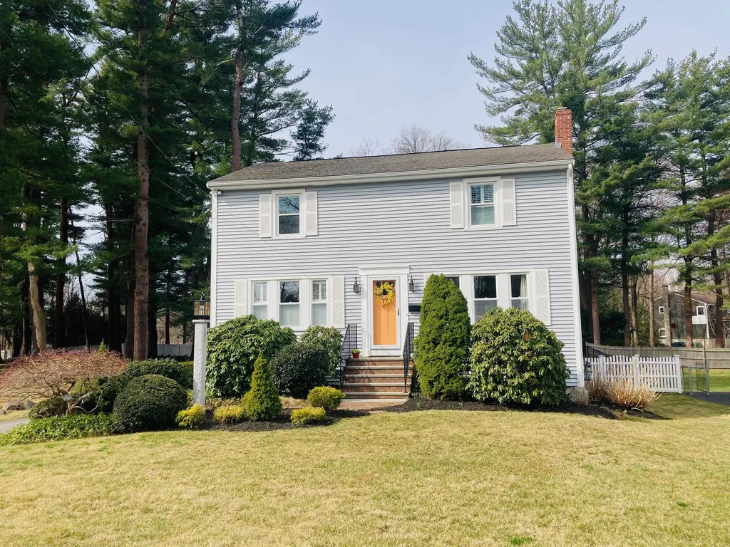 183 Winnacunnet Street Hampton NH 03842