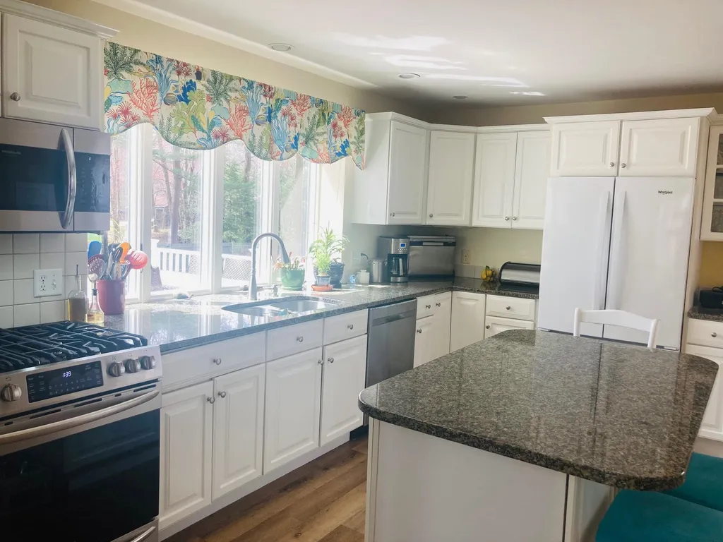 183 Winnacunnet Street Hampton NH 03842