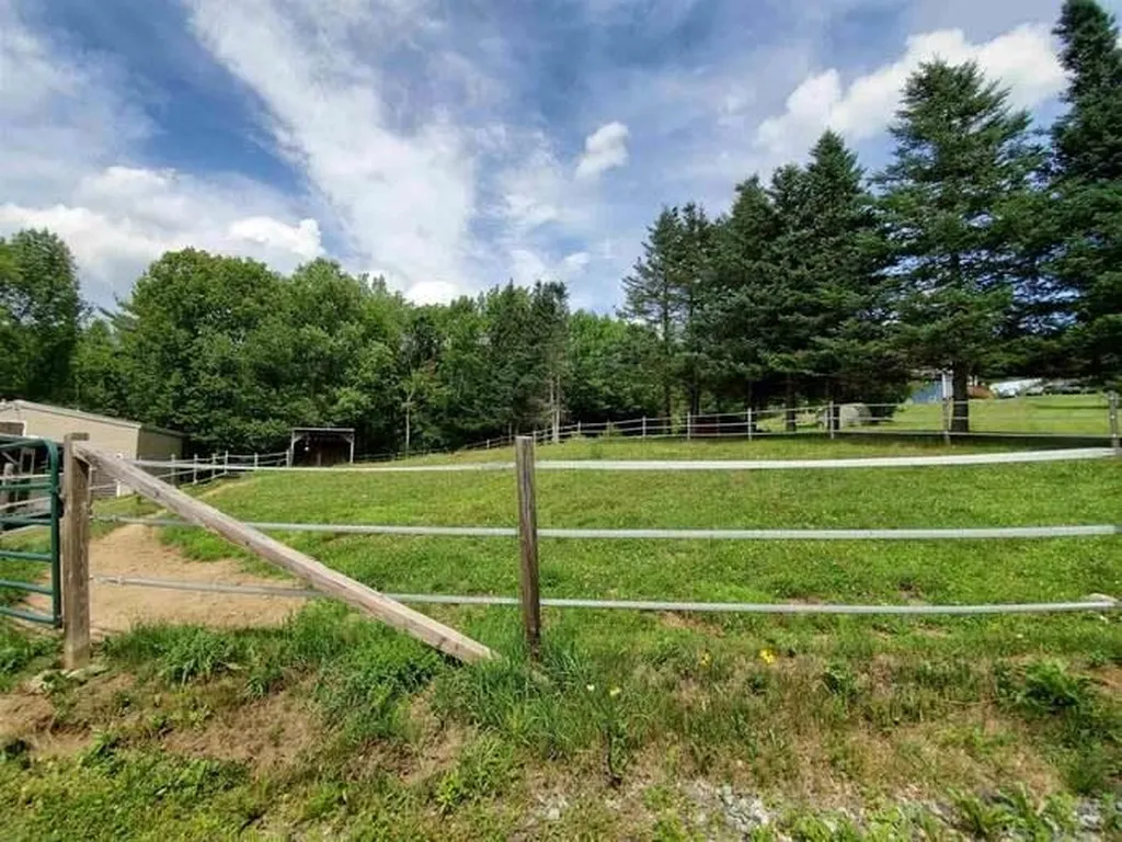 73 Jones Hill Road Enfield NH 03748