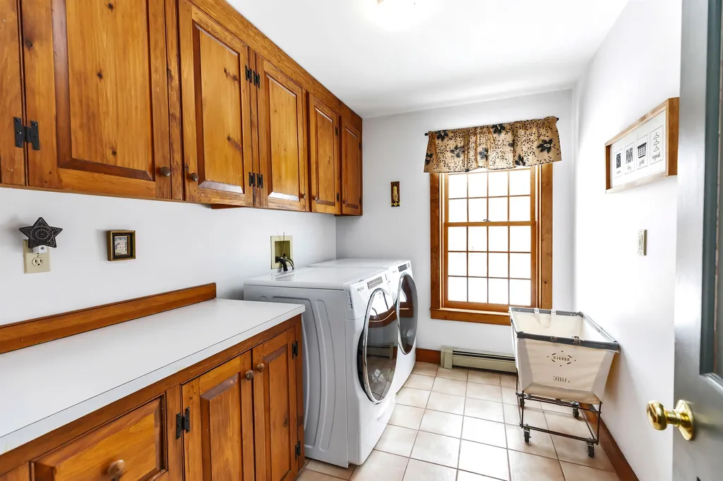 35 Kennedy Lane New Boston NH 03070