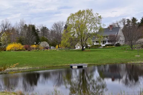 133 Middle Road Brentwood NH 03833