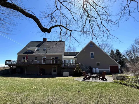 133 Middle Road Brentwood NH 03833