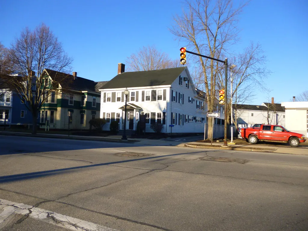 40 Wakefield Street Rochester NH 03867