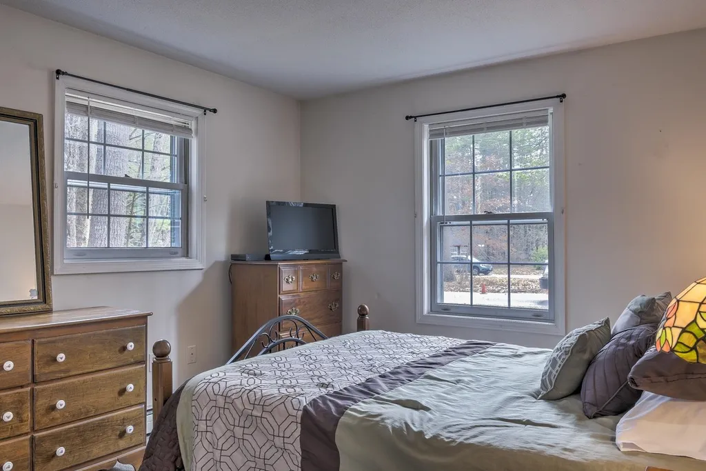 41 Perry Lane Swanzey NH 03446