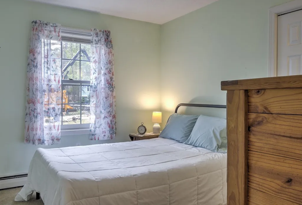 41 Perry Lane Swanzey NH 03446