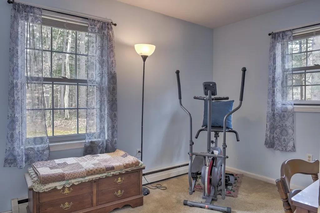 41 Perry Lane Swanzey NH 03446