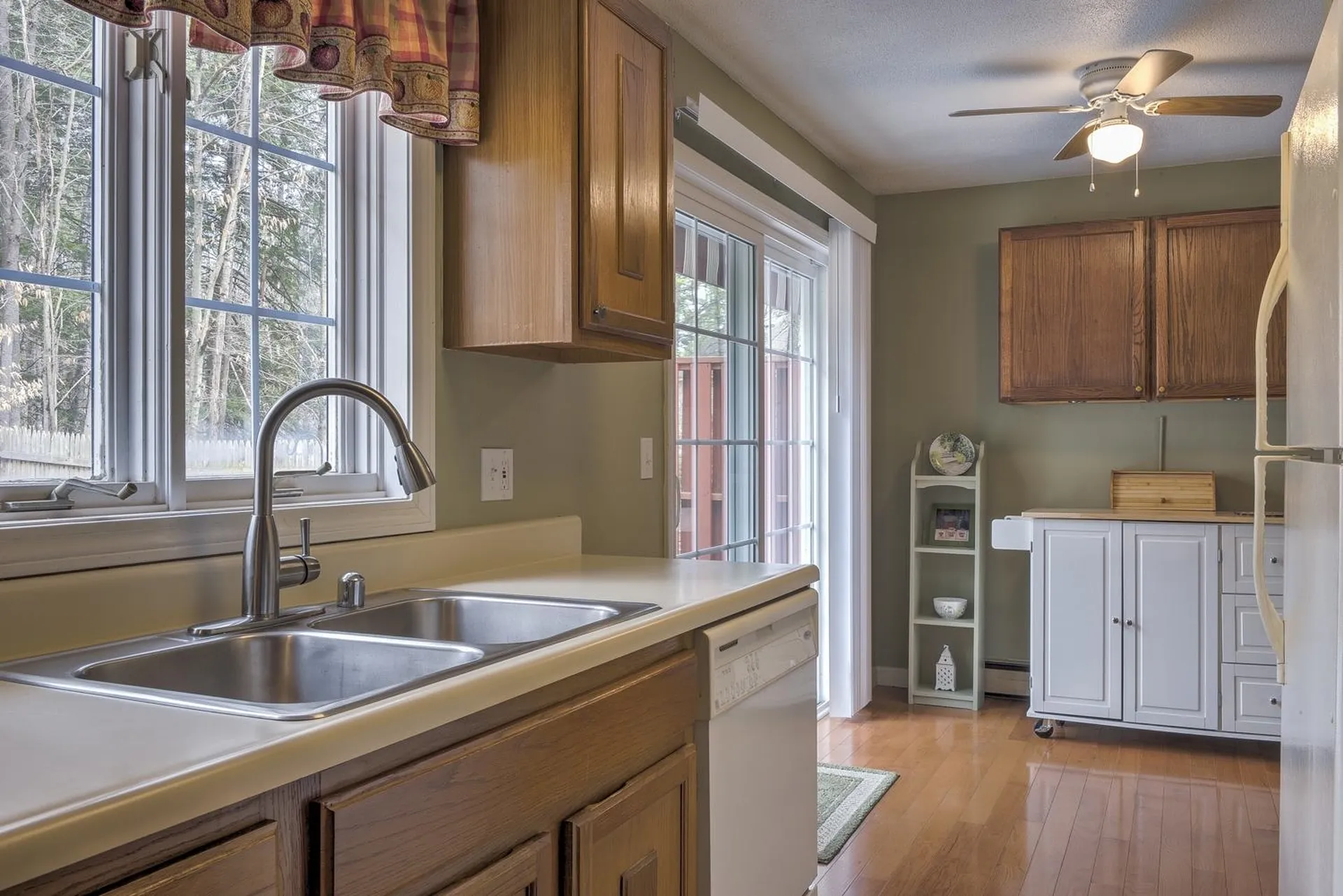 41 Perry Lane Swanzey NH 03446